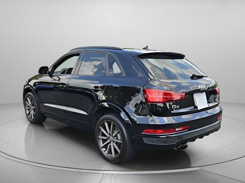 Used 2018 Audi Q3 2.0T Premium Plus w/ Premium Plus Package AWD/4WD image 3