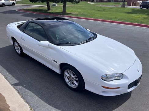 Used 2002 Chevrolet Camaro Z28 w/ Preferred Equipment Group 2 RWD image 6