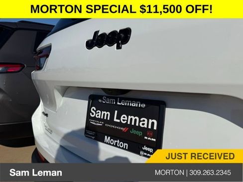 New 2025 Jeep Grand Cherokee L Altitude image 9