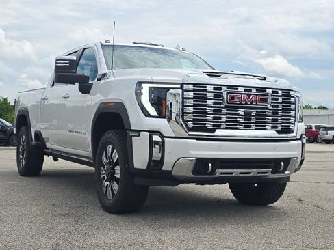 Used 2024 GMC Sierra 2500 Denali w/ Denali Reserve Package AWD/4WD image 7