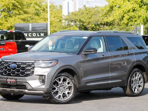 Used 2025 Ford Explorer Platinum w/ Ultimate Package AWD/4WD image 1