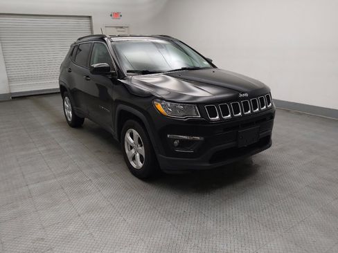 Used 2019 Jeep Compass Latitude w/ Popular Equipment Group AWD/4WD image 13