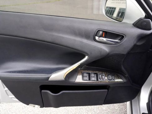 Used 2011 Lexus IS 250 AWD image 24