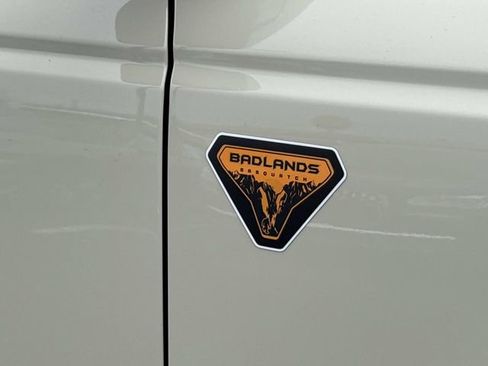 New 2026 Ford Bronco Badlands w/ Sasquatch Package image 10