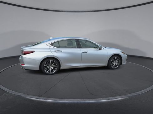 Used 2025 Lexus ES 350 w/ Premium Package FWD image 9