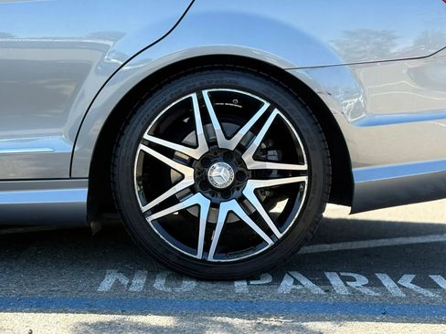Used 2013 Mercedes-Benz C 250 Sedan image 30