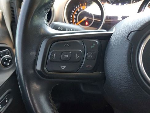 Used 2022 Jeep Wrangler Unlimited Sport AWD/4WD image 22
