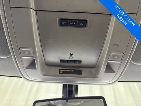 Used 2017 GMC Sierra 1500 SLT w/ SLT Premium Package image 31