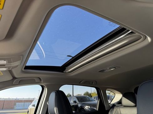 New 2025 MAZDA CX-5 AWD 2.5 S w/ Preferred Package image 6