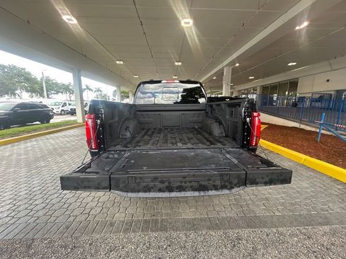 Used 2025 Ford F150 Lariat w/ Equipment Group 501A Mid image 31