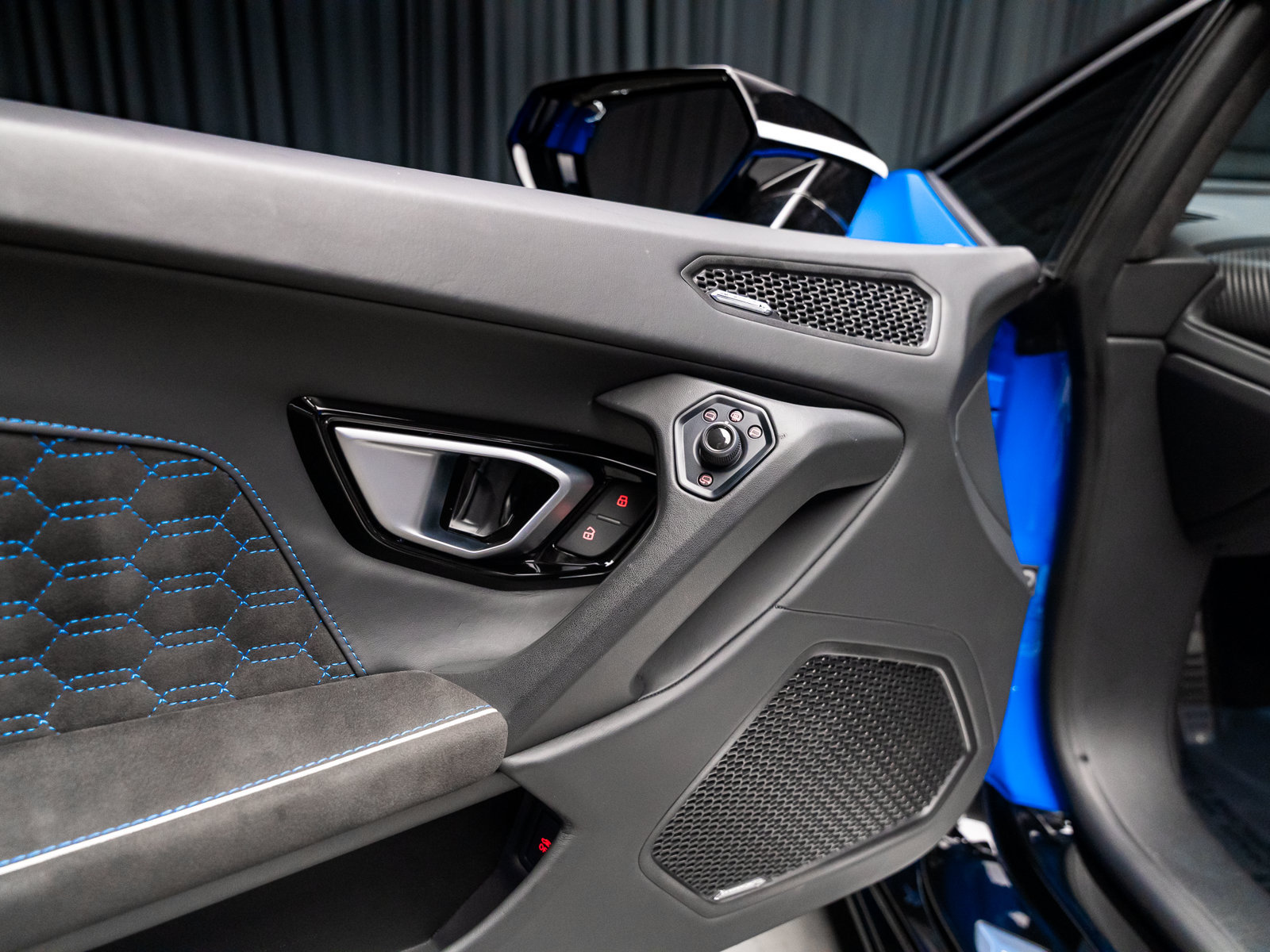 Used 2024 Lamborghini Huracan EVO AWD/4WD image 82