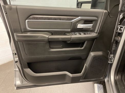 Certified 2024 RAM 2500 Big Horn w/ Sport Appearance Package image 19