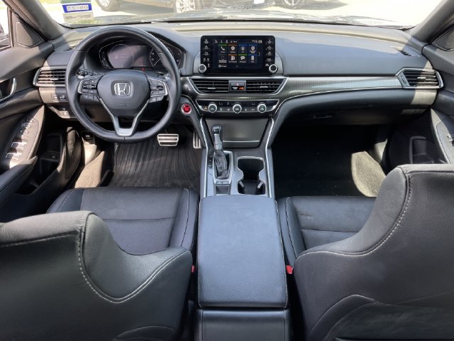 Used 2019 Honda Accord Sport image 10