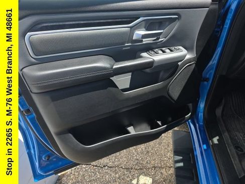 Used 2022 RAM 1500 Big Horn AWD/4WD image 16