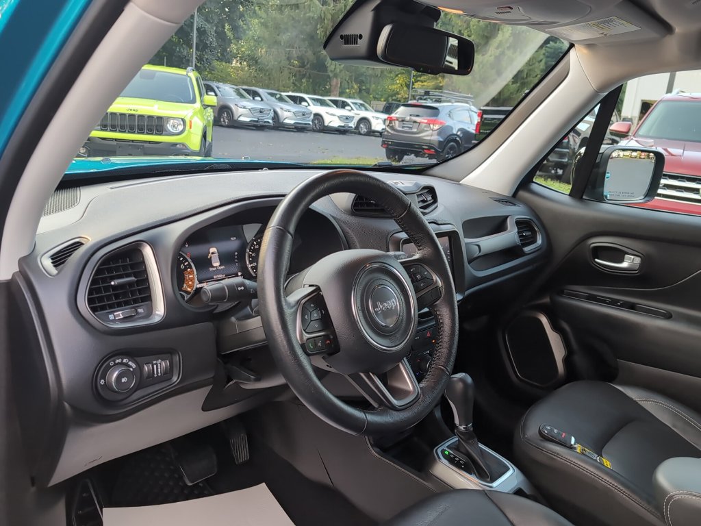 Used 2022 Jeep Renegade Limited AWD/4WD image 16