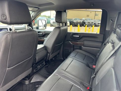 Used 2023 GMC Sierra 3500 SLT w/ Gooseneck/5TH Wheel Package AWD/4WD image 18