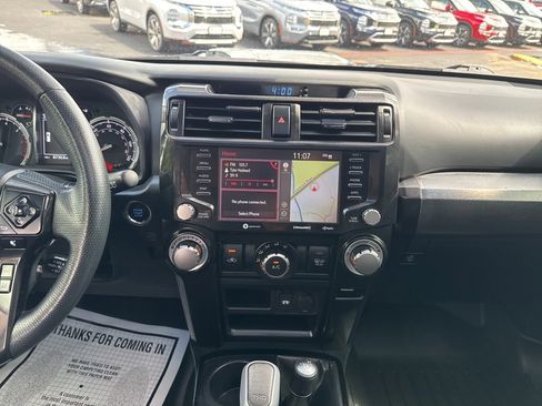 Used 2021 Toyota 4Runner TRD Off-Road Premium image 17