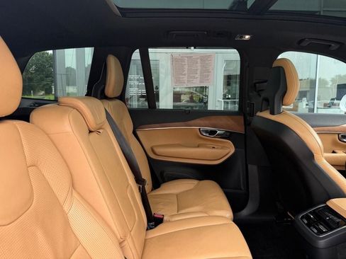 Used 2018 Volvo XC90 T6 Inscription w/ Convenience Package AWD/4WD image 10