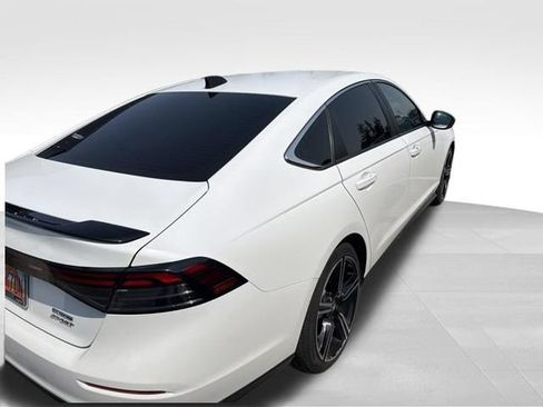 Used 2024 Honda Accord Sport image 13