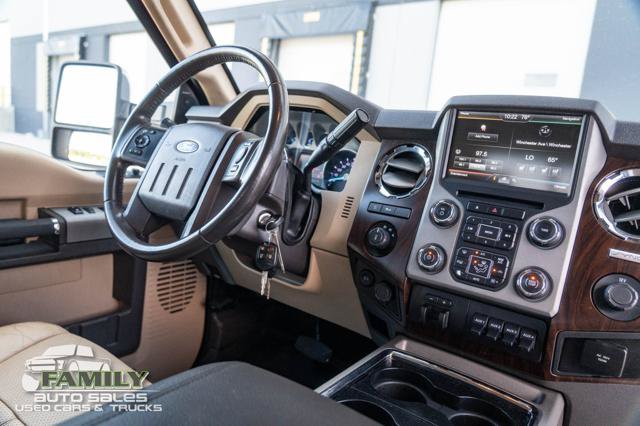 Used 2016 Ford F350 Lariat w/ Lariat Ultimate Package AWD/4WD image 24