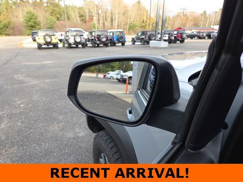 Used 2021 Toyota Tacoma TRD Off-Road image 37