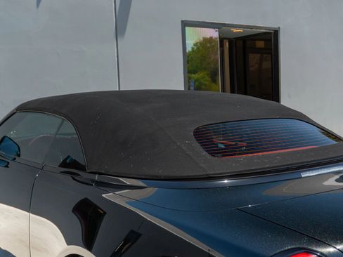 Used 2019 Rolls-Royce Dawn RWD image 54