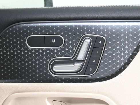 Certified 2026 Mercedes-Benz GLB 250 4MATIC image 28