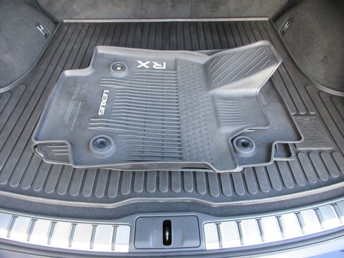 Used 2024 Lexus RX 350 w/ Convenience Package image 55