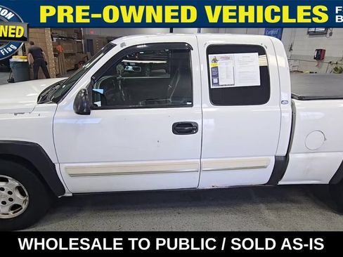 Used 2004 Chevrolet Silverado 1500 LS RWD image 5