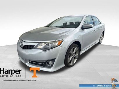 Used 2013 Toyota Camry SE w/ Leather Pkg
