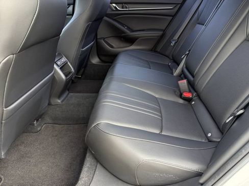 Used 2021 Honda Accord Sport Special Edition image 13