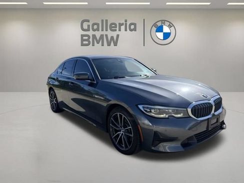 Used 2019 BMW 330i Sedan w/ Convenience Package RWD image 4