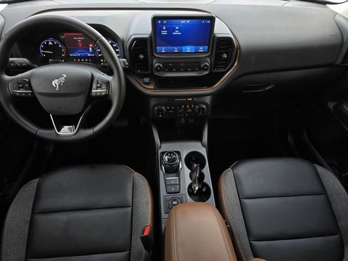 Used 2024 Ford Bronco Sport Outer Banks w/ Tech Package image 13