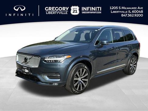 Used 2025 Volvo XC90 B5 Core AWD/4WD image 1