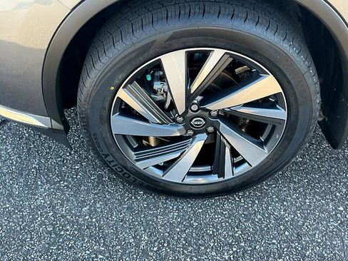 Used 2024 Nissan Murano SL image 7