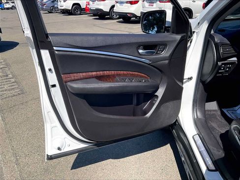 Used 2020 Acura MDX FWD image 24