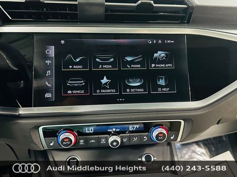 Certified 2025 Audi Q3 2.0T Premium w/ Convenience Package image 14