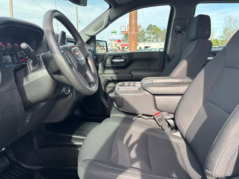 Used 2023 GMC Sierra 1500 Pro w/ X31 Off-Road Package AWD/4WD image 17