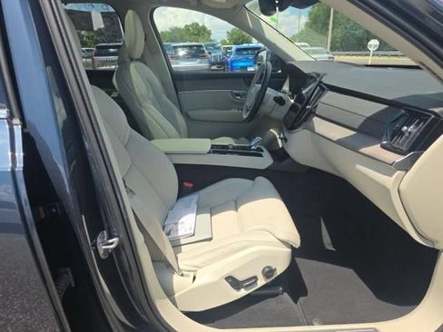 Used 2026 Volvo XC90 B6 Ultra AWD/4WD image 4
