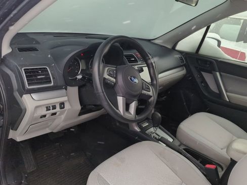 Used 2017 Subaru Forester 2.5i Premium w/ All-Weather Package image 7