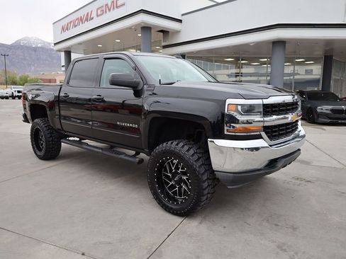 Used 2018 Chevrolet Silverado 1500 LT image 8