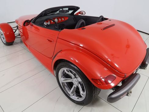 Used 1999 Plymouth Prowler image 28