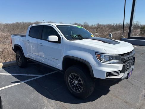 Used 2022 Chevrolet Colorado ZR2 image 10