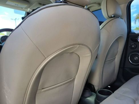 Used 2019 MINI Cooper 4-Door Hardtop w/ Signature Upholstery Package FWD image 10