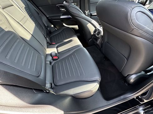 Certified 2025 Mercedes-Benz GLC 350e 4MATIC image 18