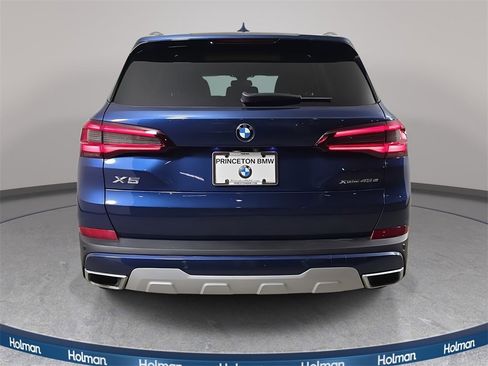 Used 2021 BMW X5 xDrive45e w/ Executive Package image 7