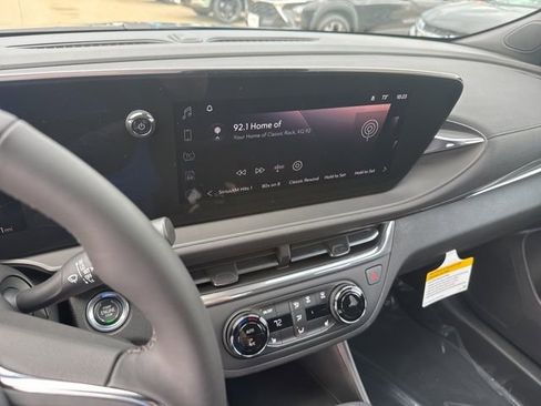 New 2026 Buick Envista Sport Touring w/ Convenience I Package FWD image 24