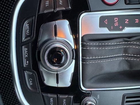 Used 2015 Audi SQ5 Premium Plus image 40