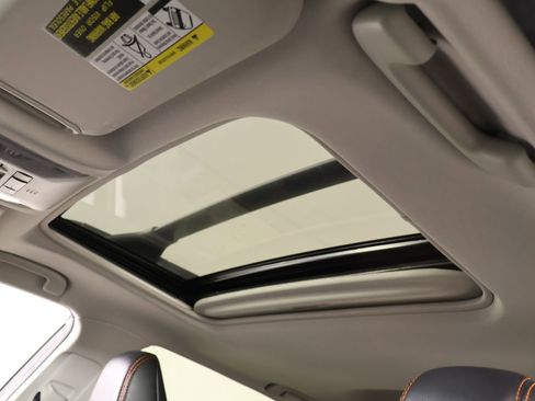 Used 2019 Toyota RAV4 Adventure image 14