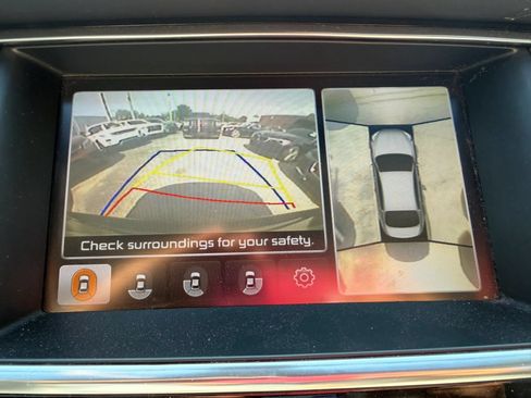 Used 2015 Kia K900 Luxury w/ VIP Package (Discontinued) RWD image 22